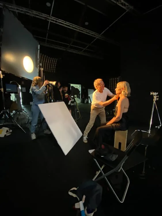 ISDIN Retinal, behind the scenes: lighting set-up on the studio floor