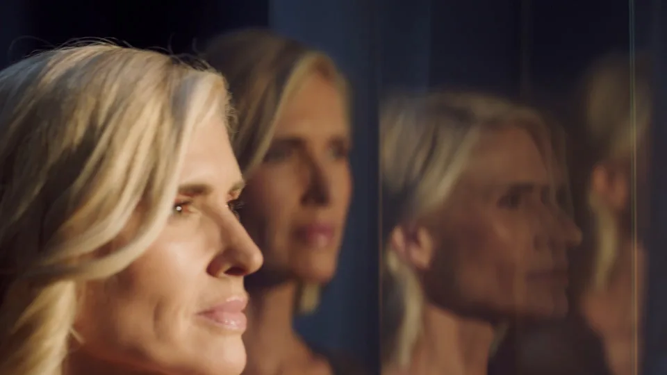 ISDIN Retinal, directed by Andrea Bielsa