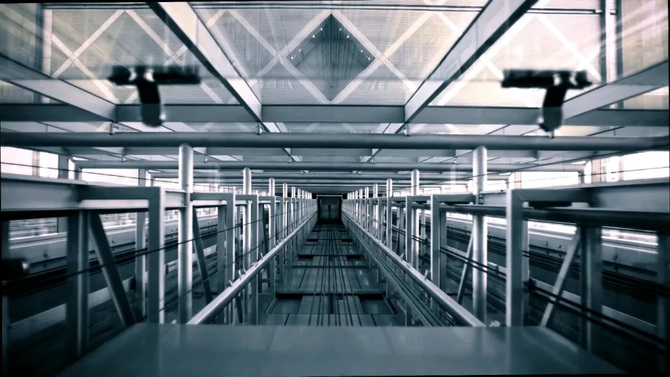 Mercedes-Benz M Class, directed by Ene Fariña & Arminas Valunas