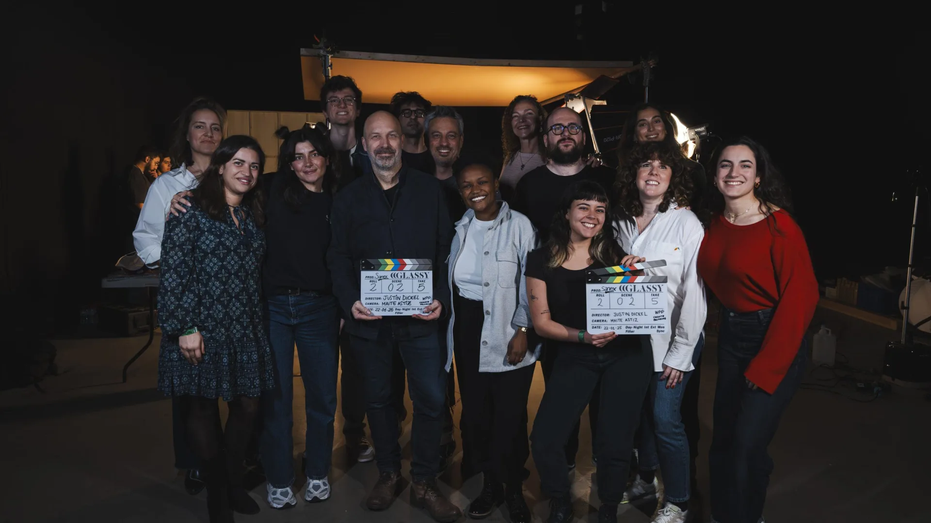 Sanex Therapy, behind the scenes: the crew with the clapperboard